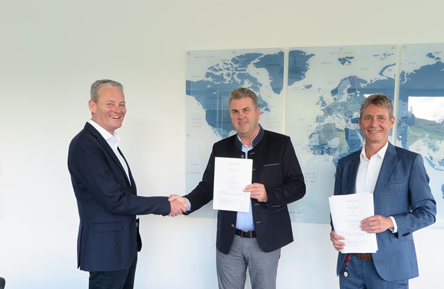 Geschäftsführer von Siebenwurst: Christian und Roland Siebenwurst & Alba CEO Anton Naue